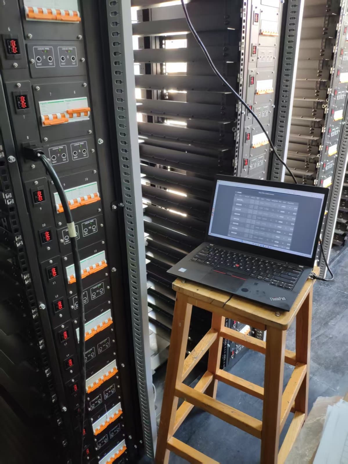 Enterprise IT Infrastructure — Yiestar PDU application